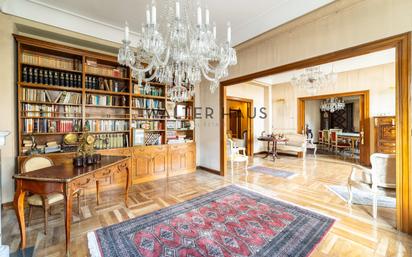 Living room of Flat for sale in  Madrid Capital  with Terrace, Storage room and Balcony