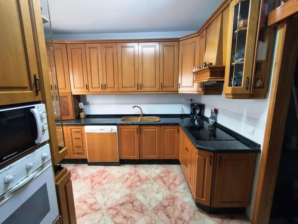Kitchen of Apartments for sale in Cómpeta  with Balcony