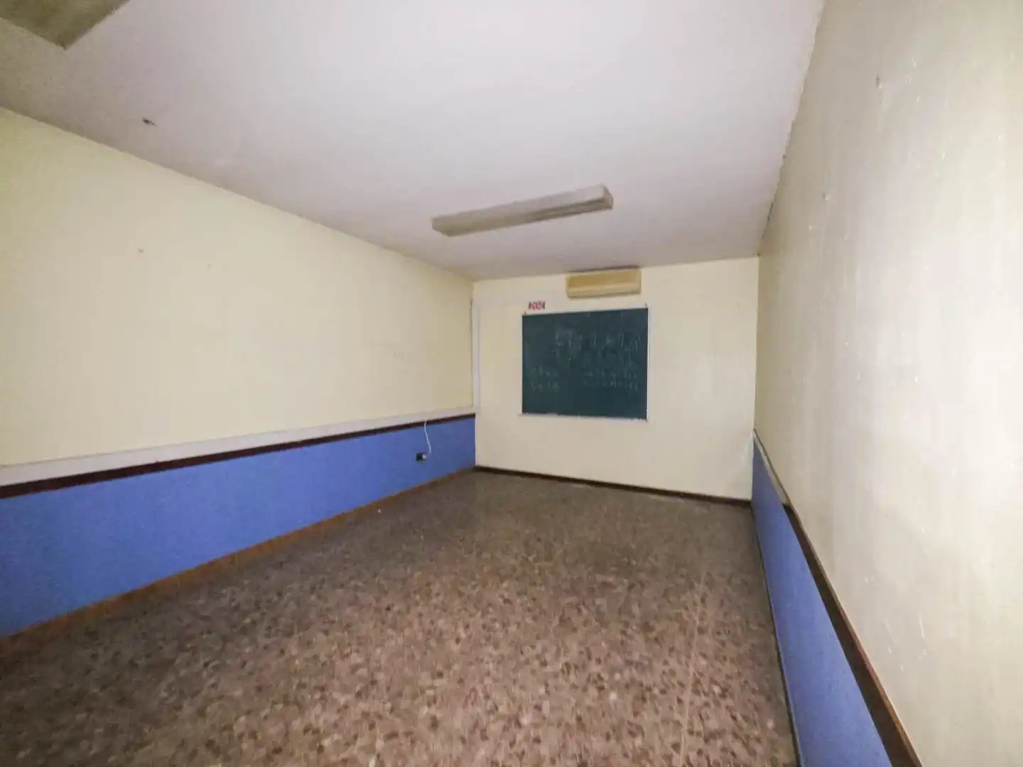 Local commercial à louer à Centre - Eixample – Can Llobet, imagen 14