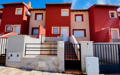 Vista exterior de Casa o xalet en venda en Los Yébenes amb Aire condicionat i Calefacció