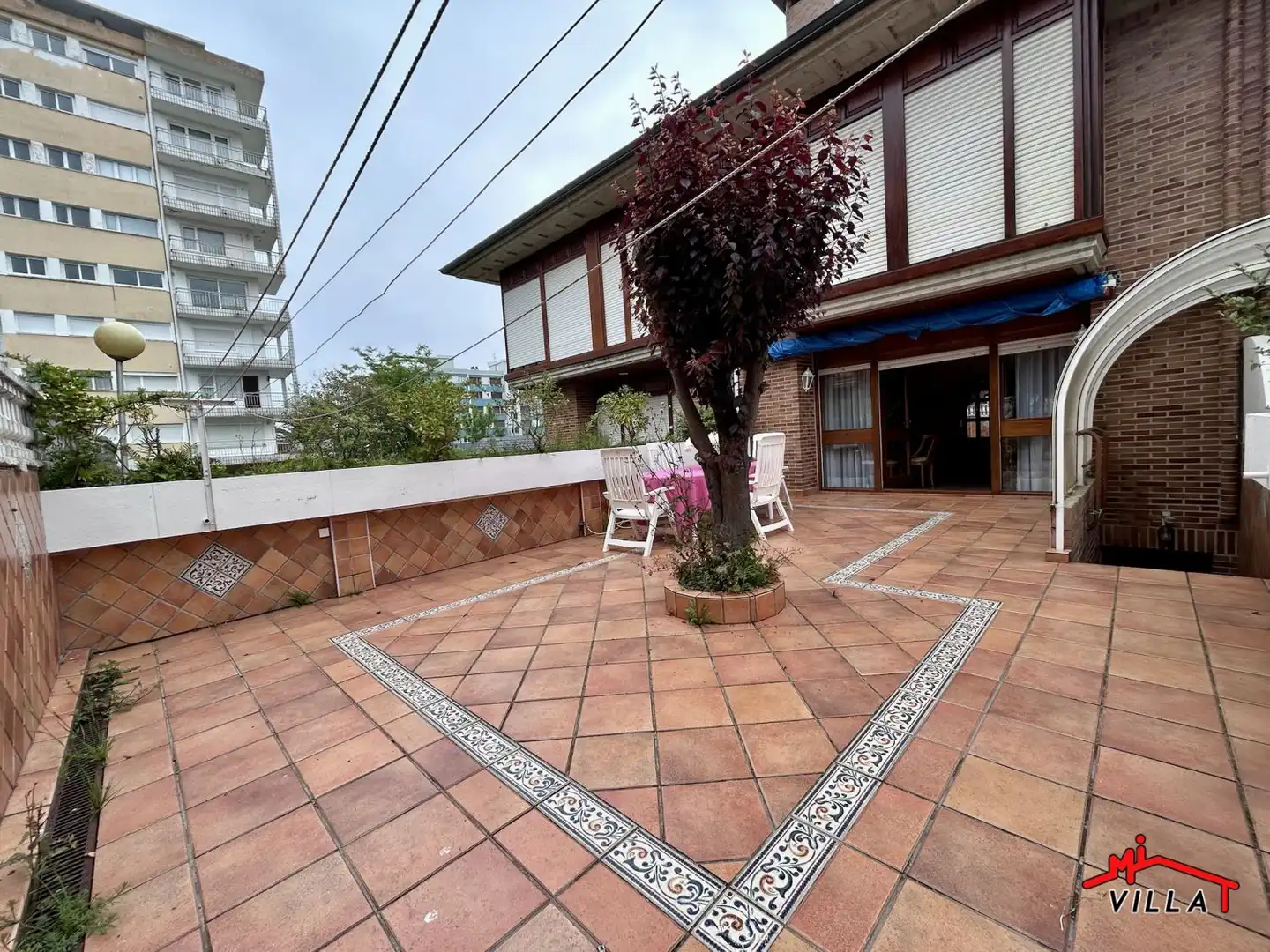 Terraza de Casa adosada en venta en Laredo con Calefacción