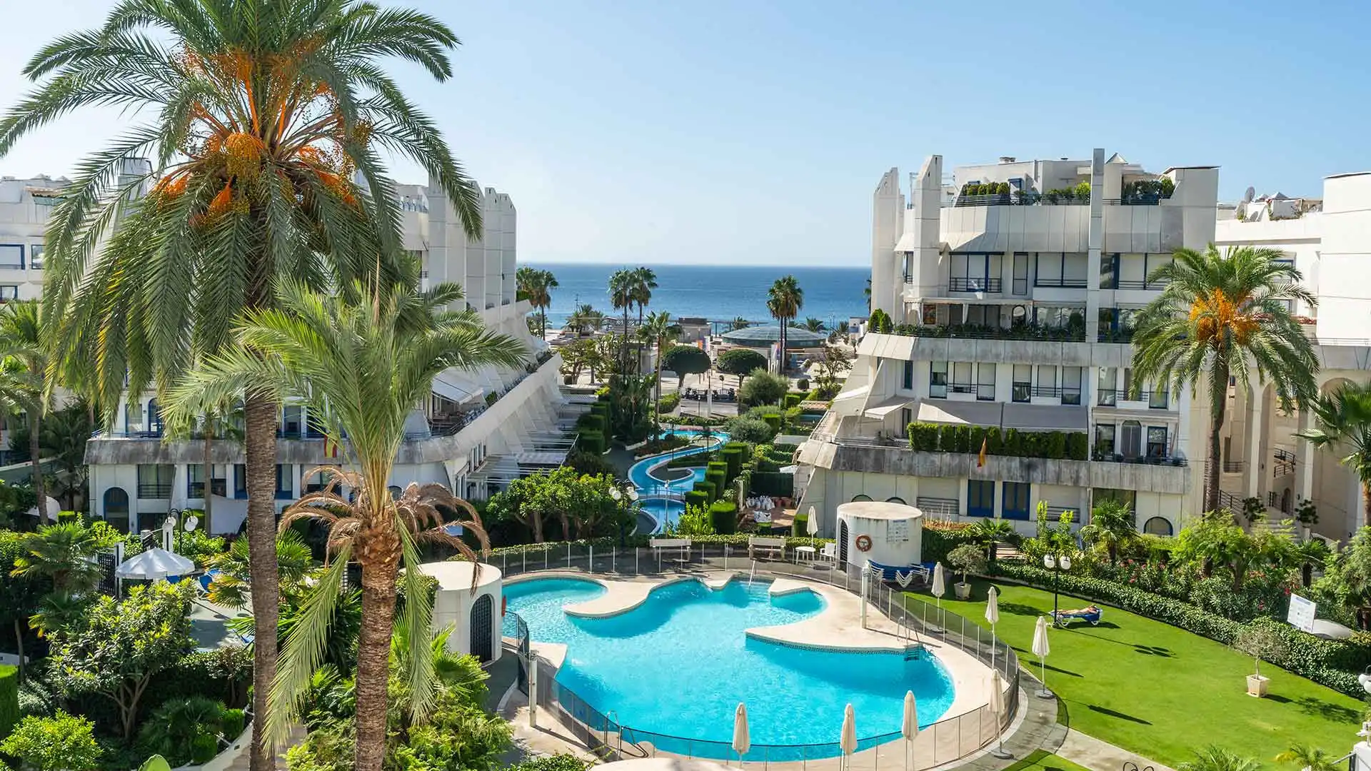 Àtic amb piscina en venda a Marbella Centro