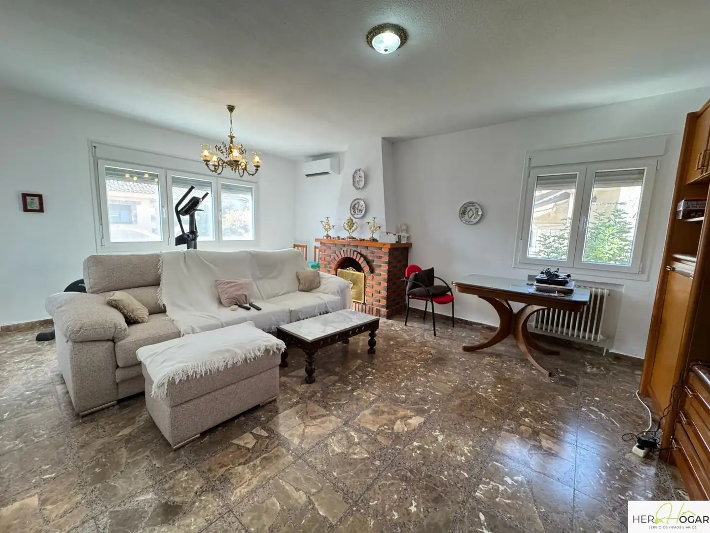 Living room of Houses for sale in Cobisa  with Air Conditioner, Heating and Terrace