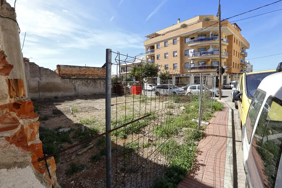 Terreno residencial en venta en Alcanar