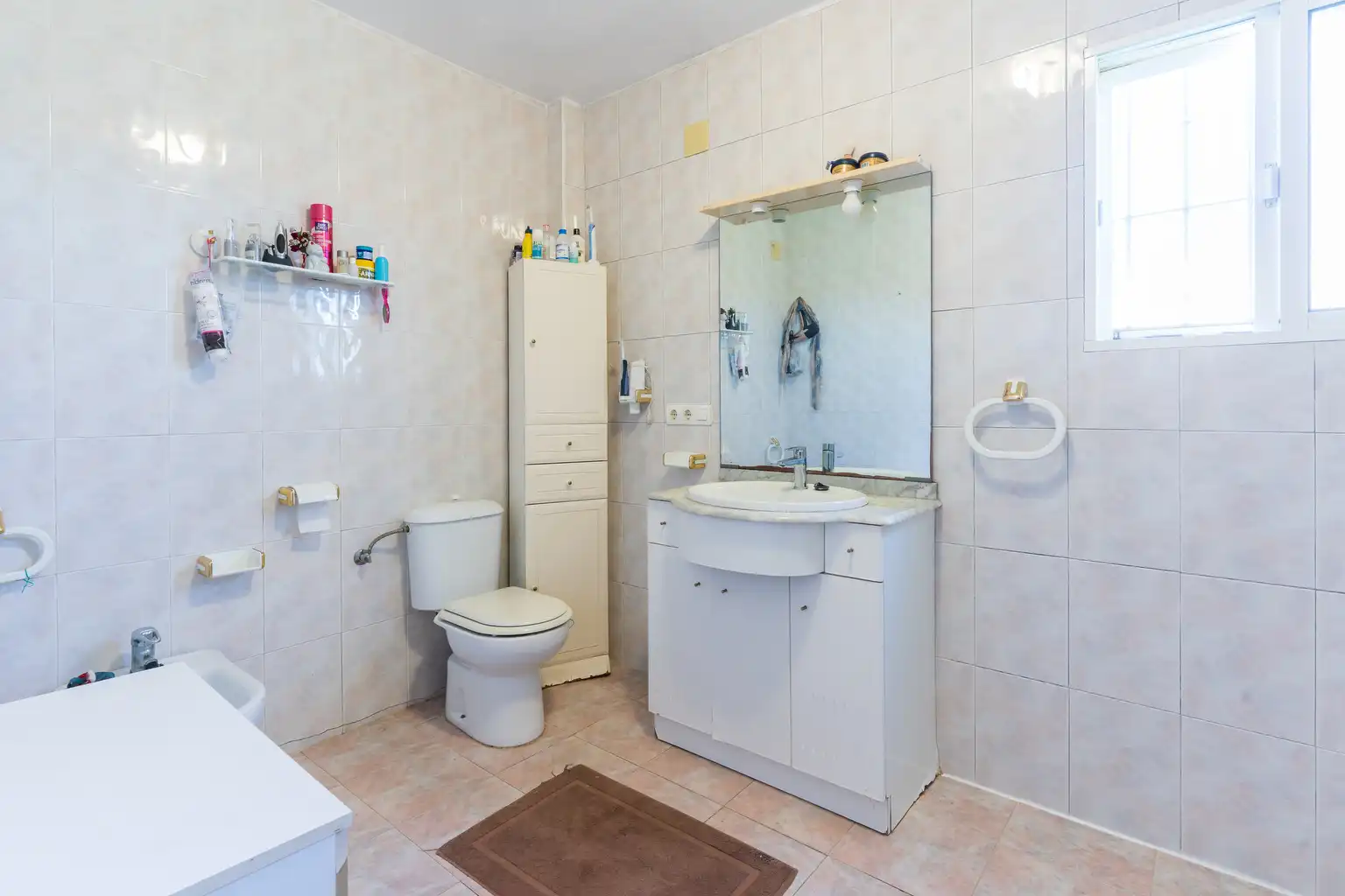 Bathroom of Country homes for sale in Bonares  with Private garden, Terrace and Swimming Pool