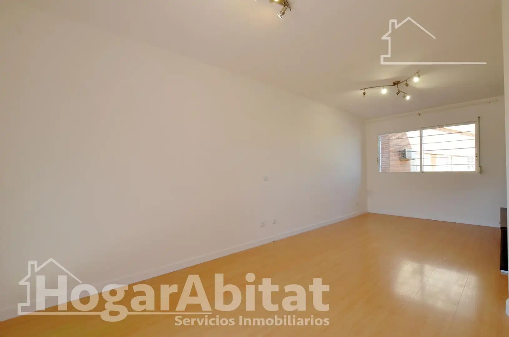 Bedroom of Flat for sale in Gandia  with Parquet flooring and Balcony