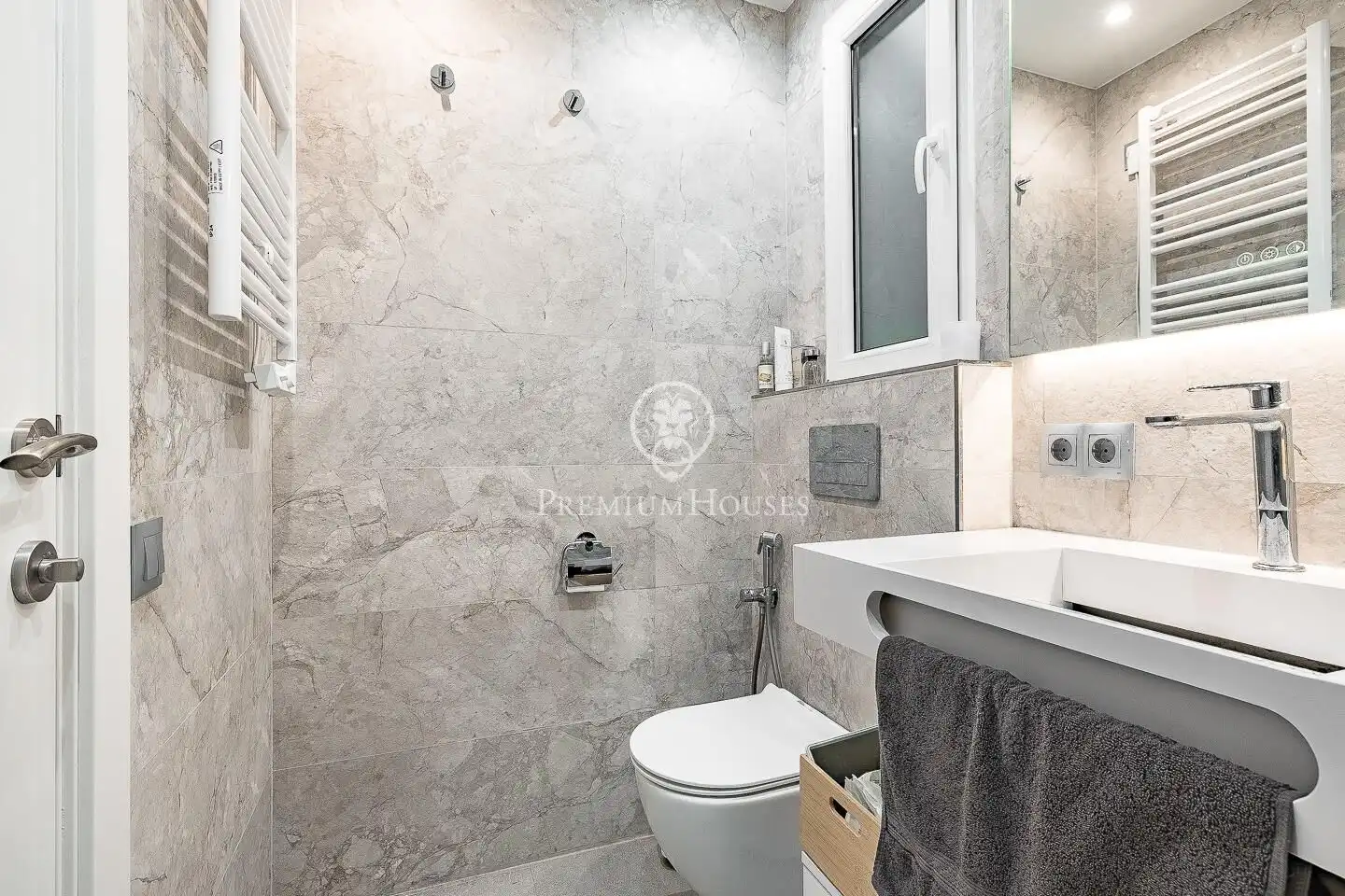 Baño de Piso en venta en Barcelona con Aire acondicionado, Calefacción y Balcón