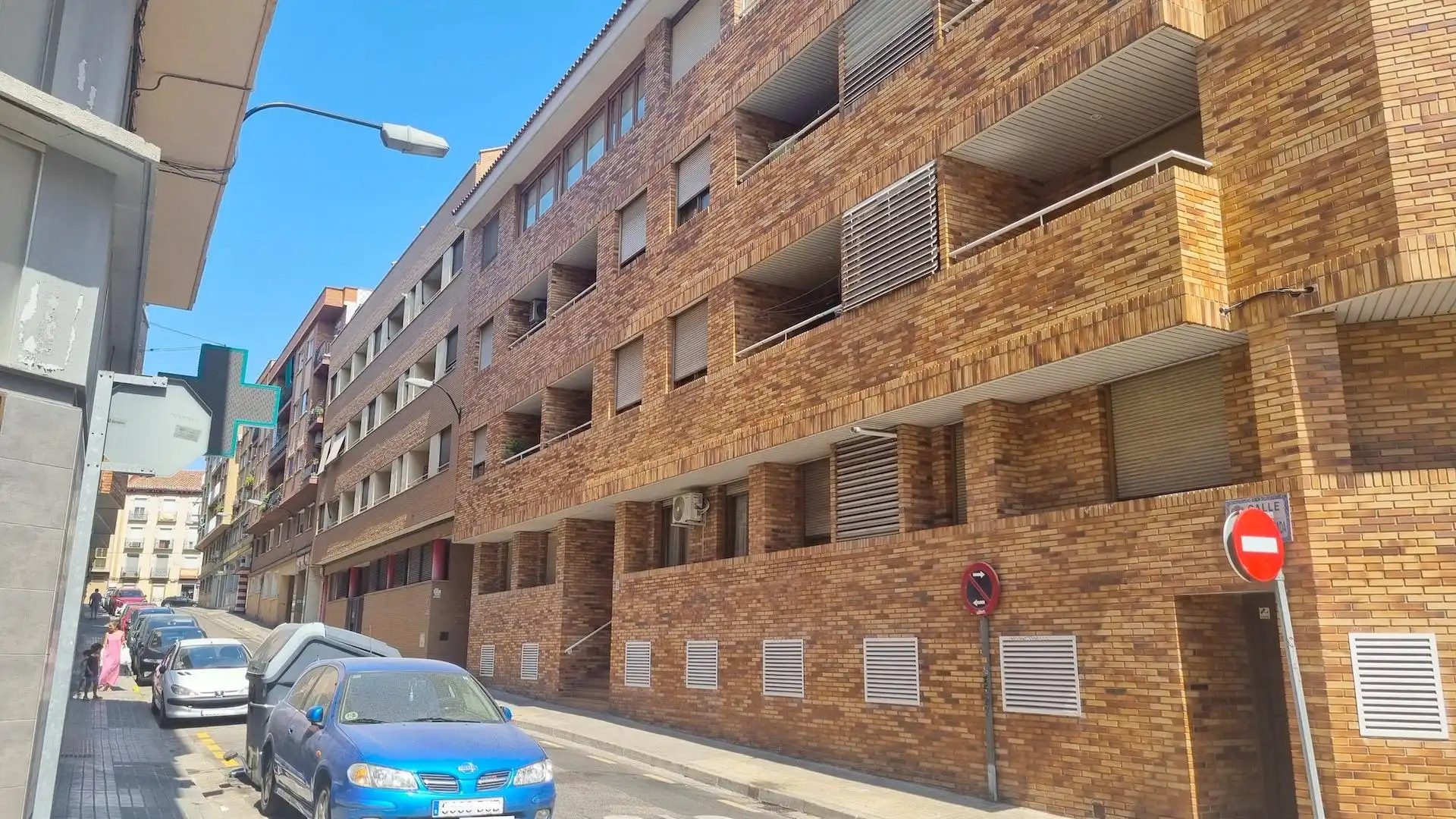 Außenansicht von Dachboden zum Verkauf in Zaragoza mit Heizung, Parkett und Terrasse