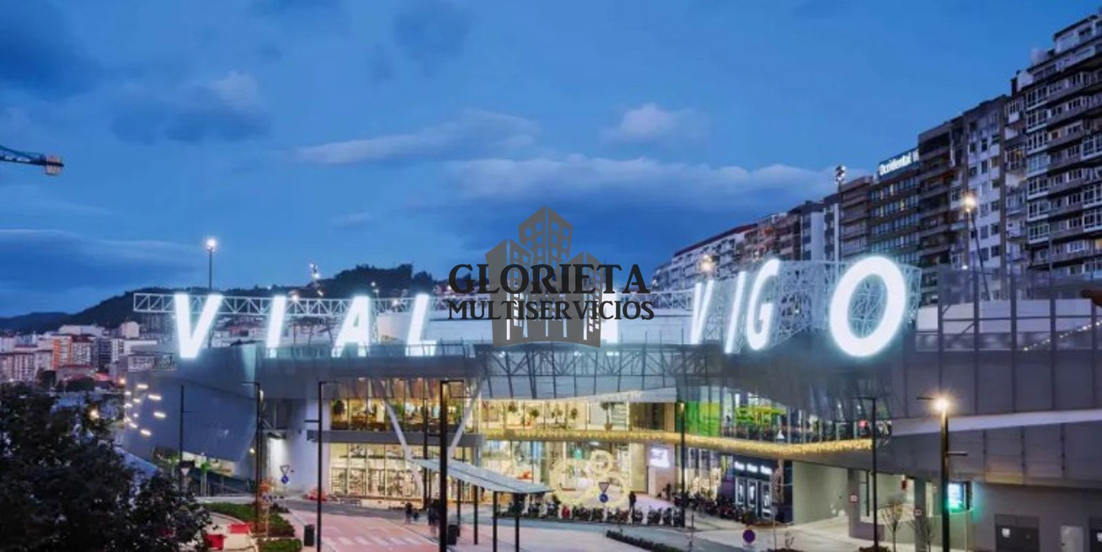 Vista exterior de Apartament en venda en Vigo  amb Parquet, Traster i Moblat