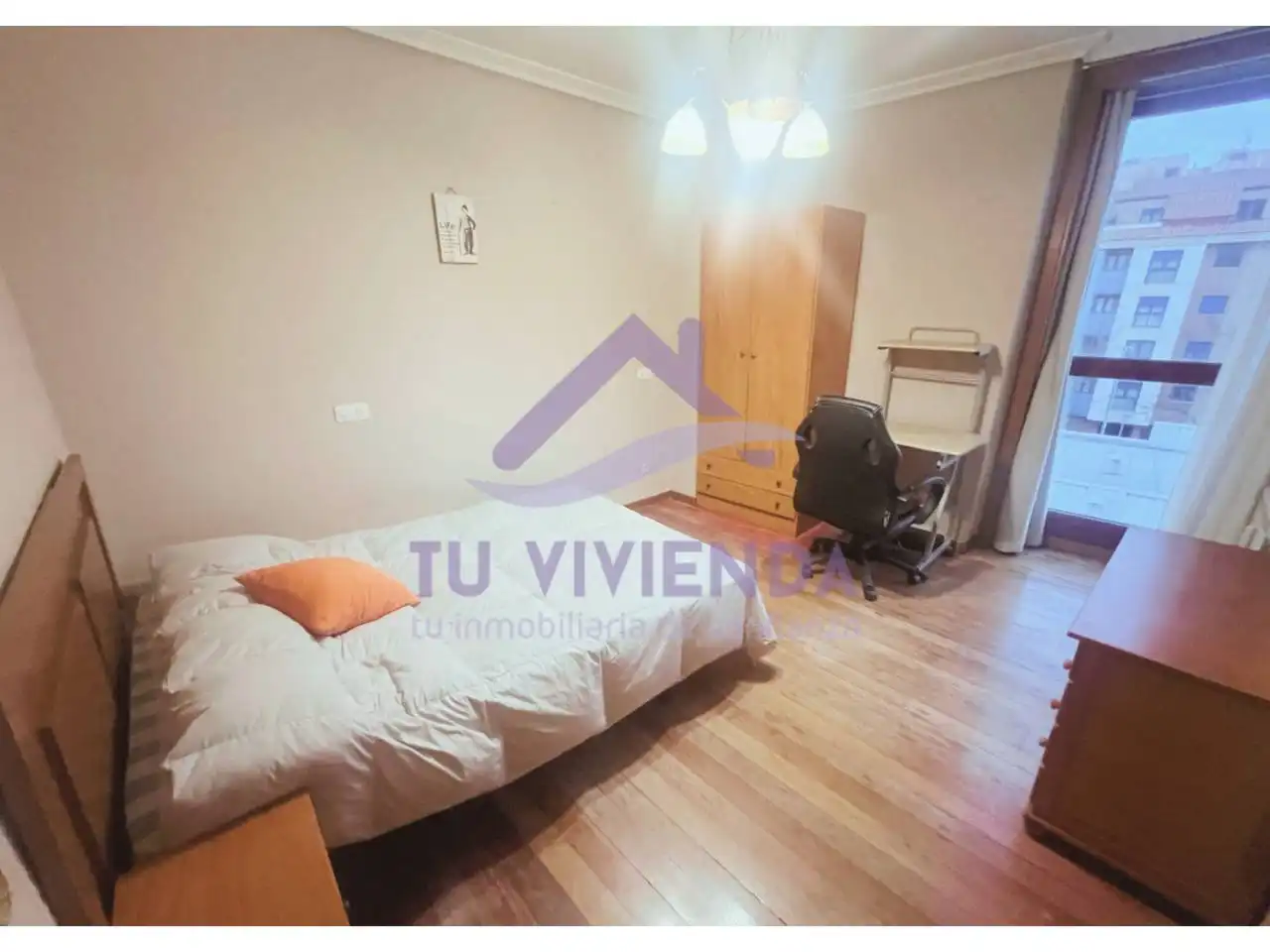 Habitación de Piso de alquiler en Valladolid con Calefacción y Amueblado