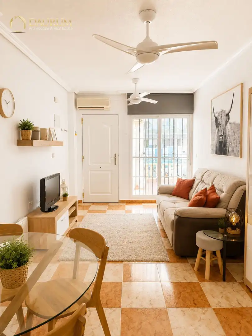Living room of Flat for sale in Elche / Elx  with Air Conditioner, Heating and Terrace