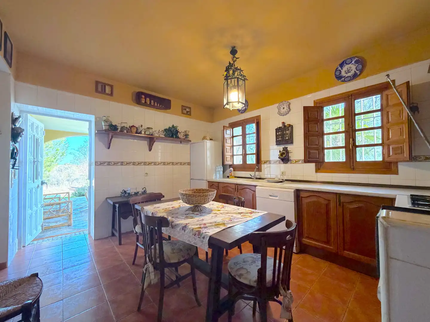 Cuina de Casa o xalet en venda en La Estrella amb Calefacció, Jardí privat i Traster