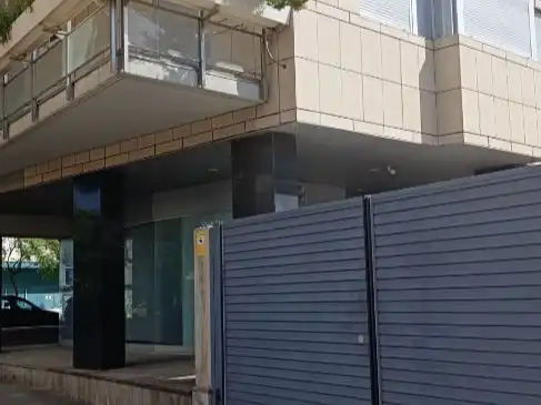 Individual for sale in Calle Eduard Maristany 23