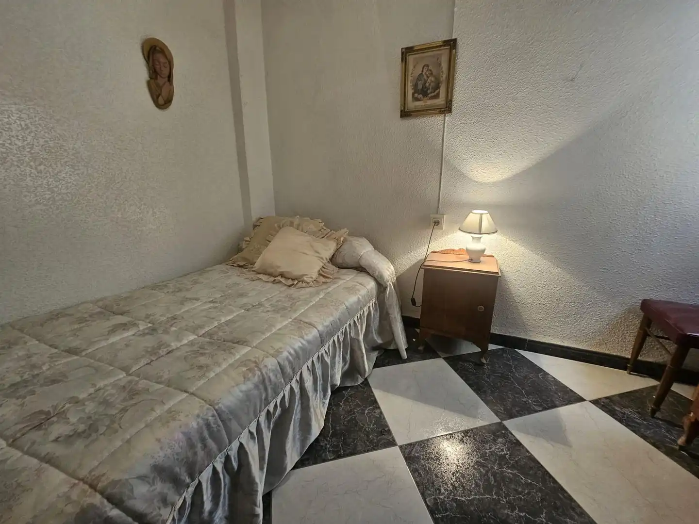 Habitación de Casa o chalet en venta en Alcolea con Terraza, Trastero y Amueblado