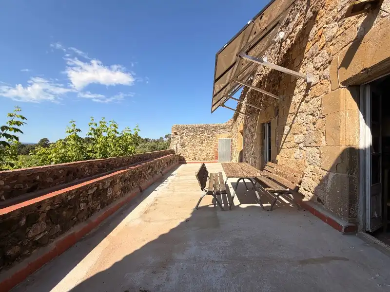 Terrasse von Country house zum Verkauf in La Tallada d'Empordà mit Privatgarten, Terrasse und Abstellraum
