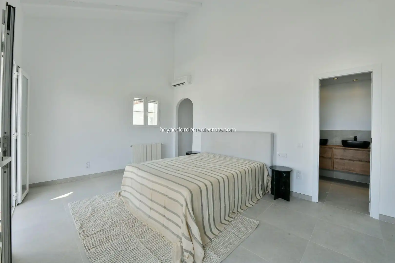 Bedroom of Houses for sale in Calvià  with Air Conditioner, Private garden and Storage room