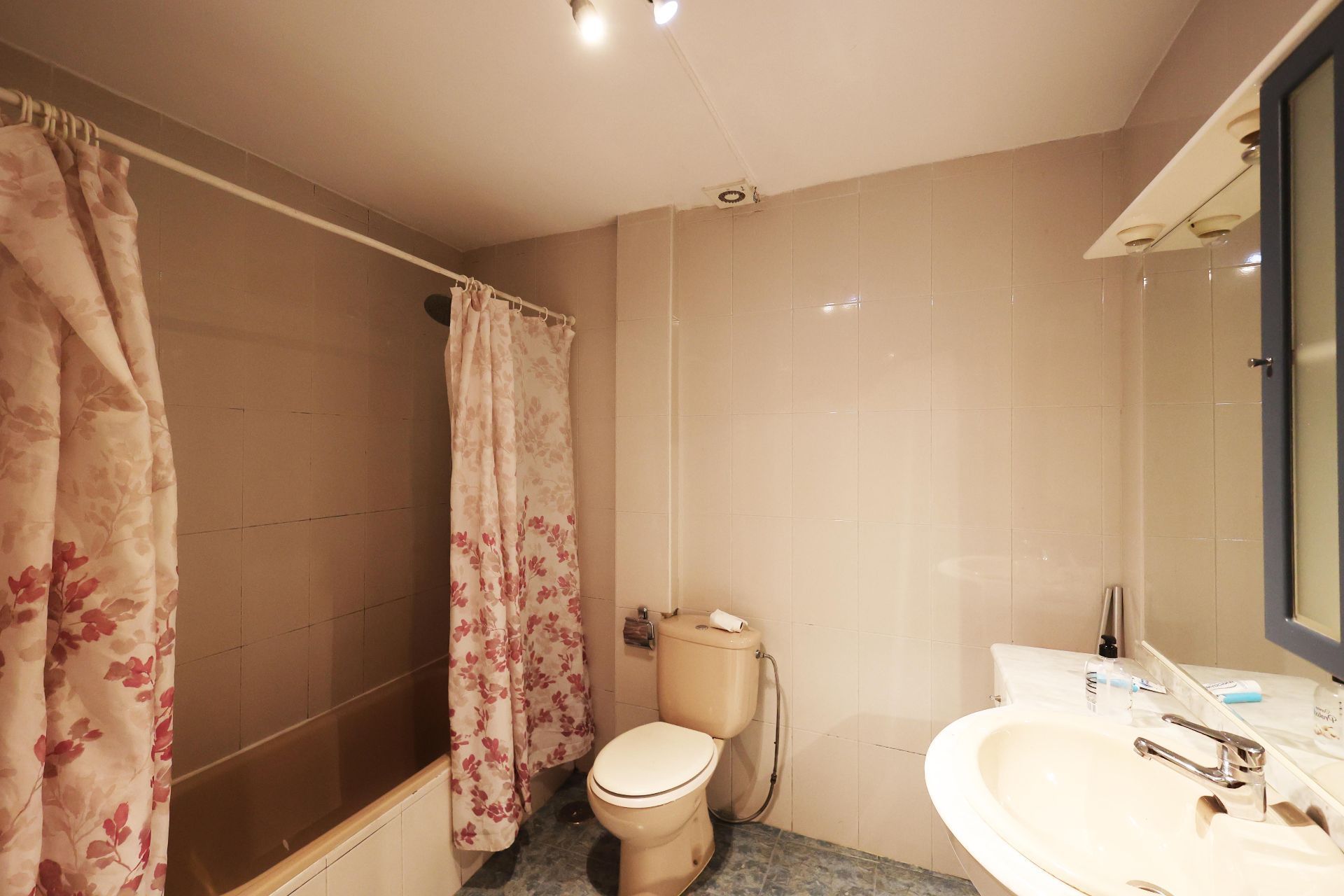 Bany de Pis en venda en Colmenarejo amb Calefacció