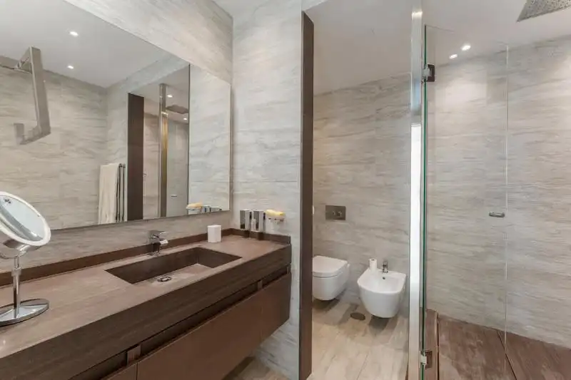 Bathroom of Detached homes for rent in Marbella  with Air Conditioner, Heating and Private garden