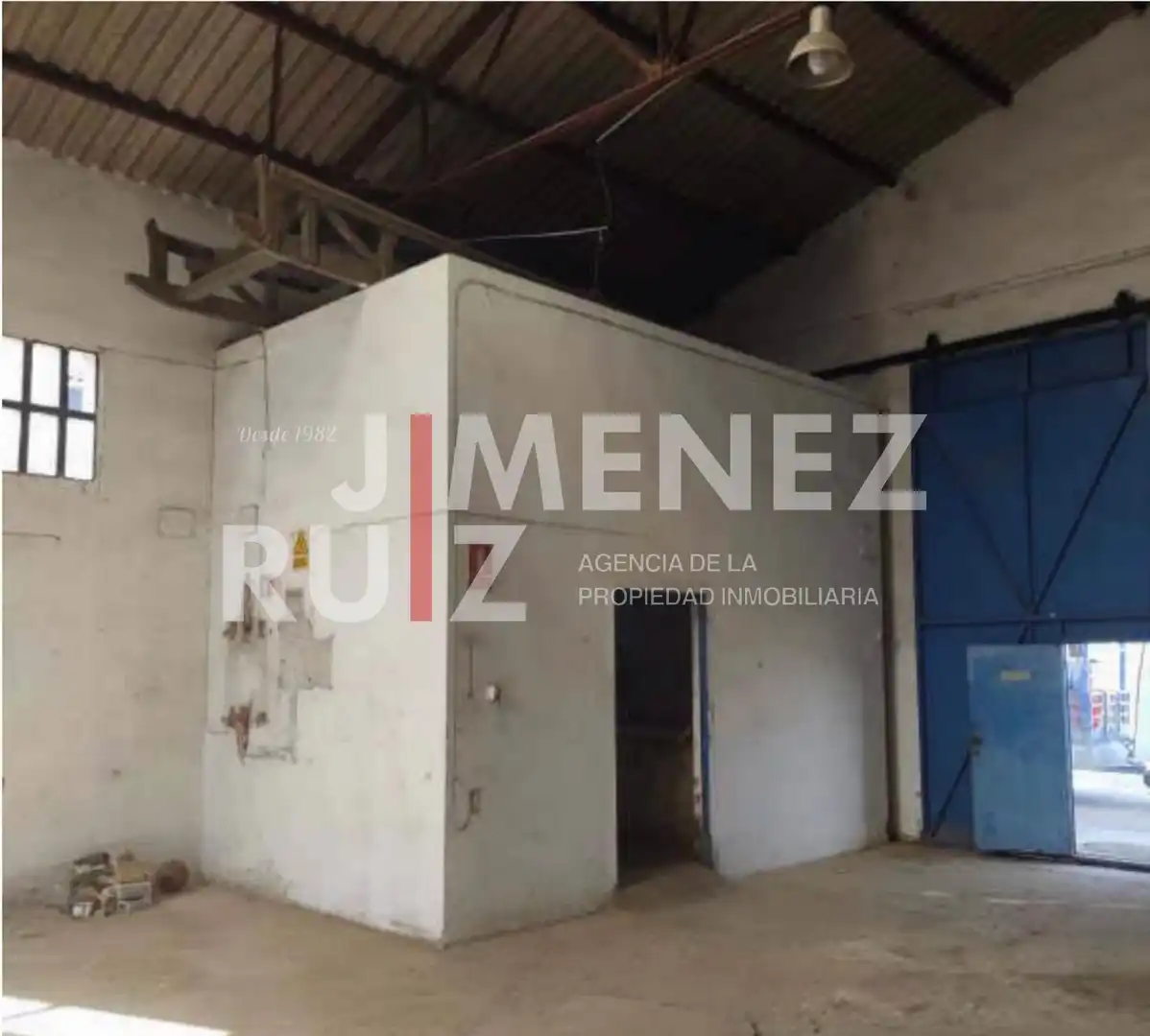 Nau industrial en venda en El Puerto de Santa María