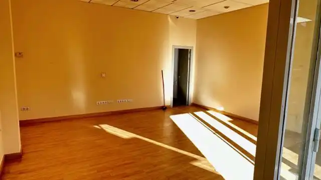 Gewerbefläche zur Miete in Zona el Caño, imagen 3