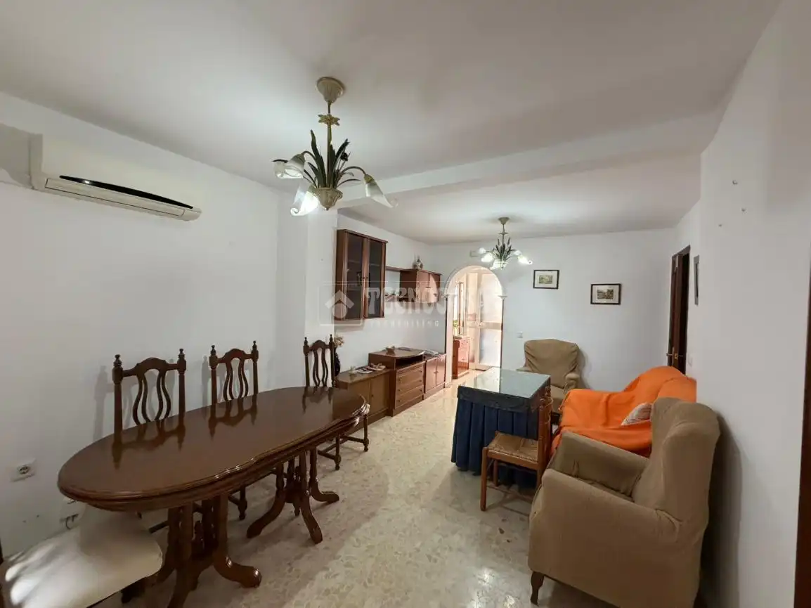 Living room of Houses for sale in Sevilla  with Terrace and Balcony