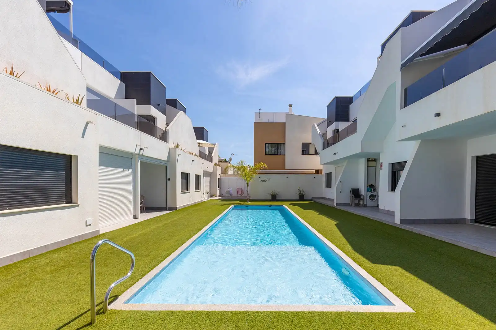 Piscina de Casa o chalet en venta en San Pedro del Pinatar con Aire acondicionado, Terraza y Trastero
