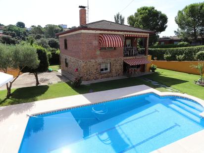 Schwimmbecken von Haus oder Chalet zum verkauf in Santa Cruz del Retamar mit Terrasse und Schwimmbad