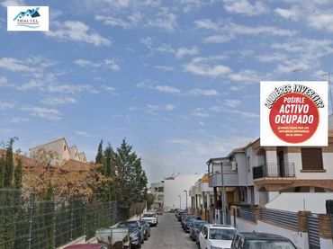 Haus zum Verkauf in Calle de Almería