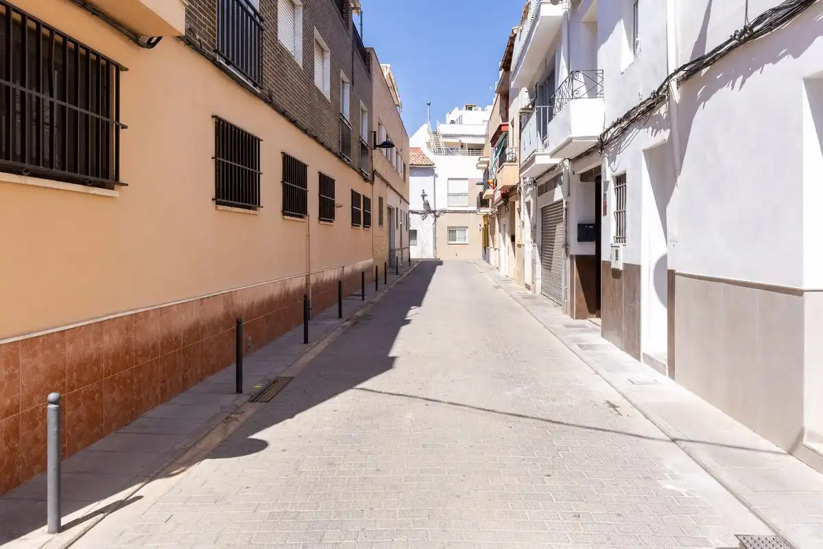 Exterior view of Flat for sale in Torrent  with Air Conditioner and Heating