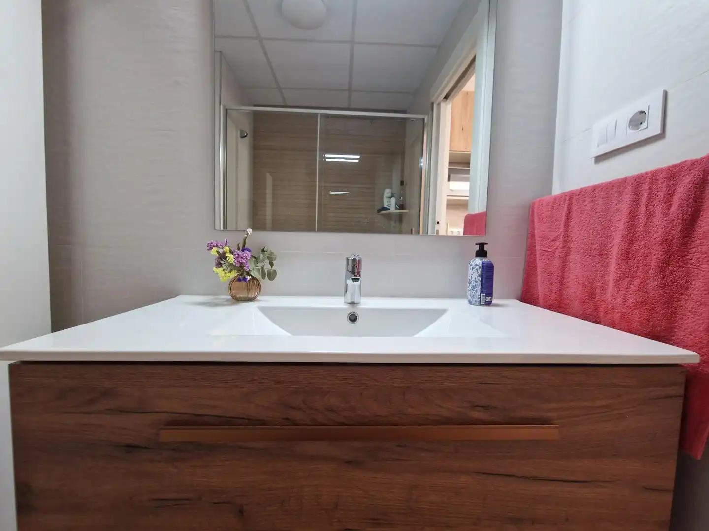Badezimmer von Erdgeschoss zur Miete in Águilas mit Klimaanlage, Möbliert und Alarm