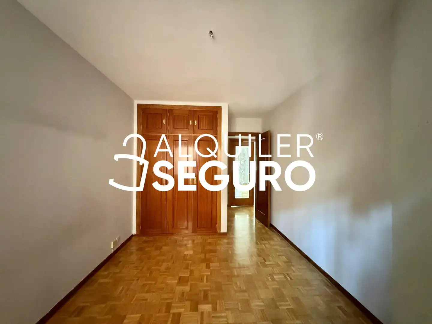 Bedroom of Flat for rent in Majadahonda  with Air Conditioner, Heating and Storage room