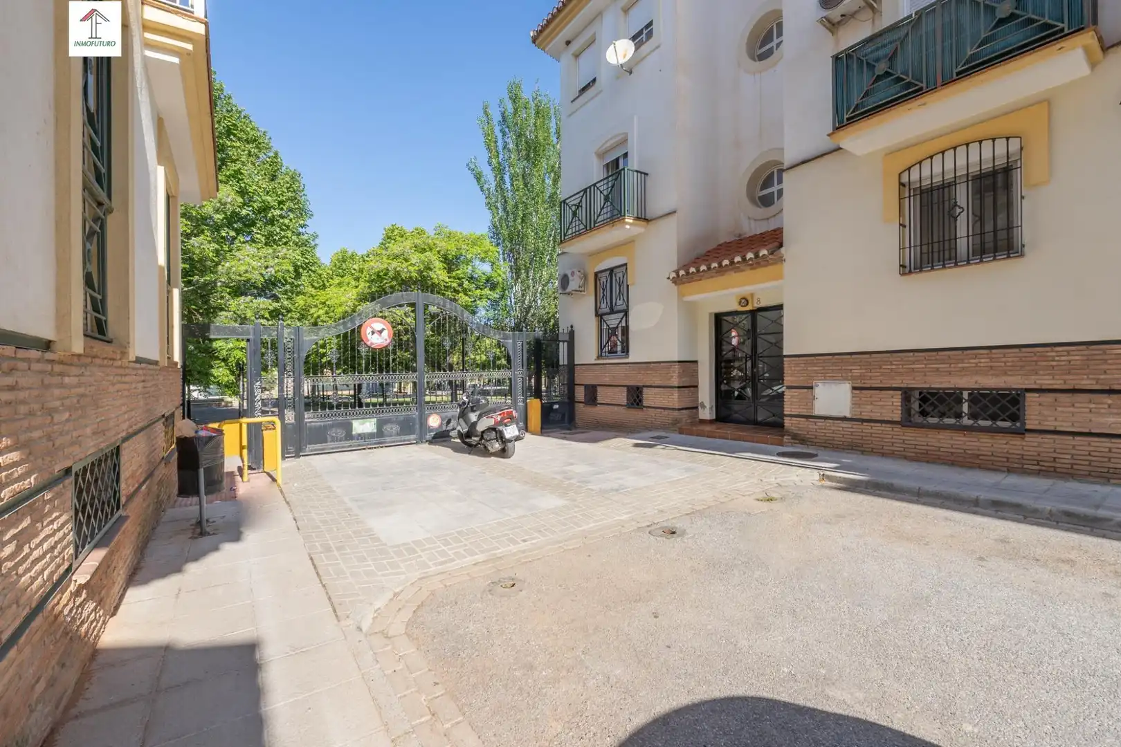Parking de Piso en venta en Ogíjares con Aire acondicionado, Calefacción y Amueblado