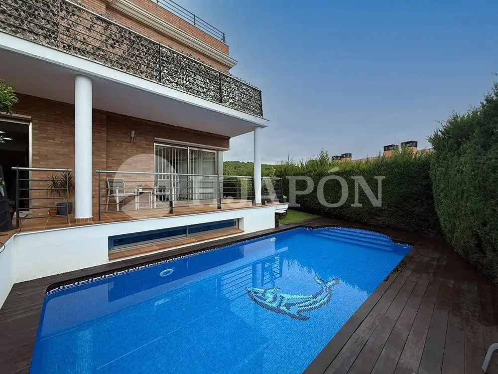 Casa aparellada amb balcó en venda a Vilassar de Dalt, imagen 41
