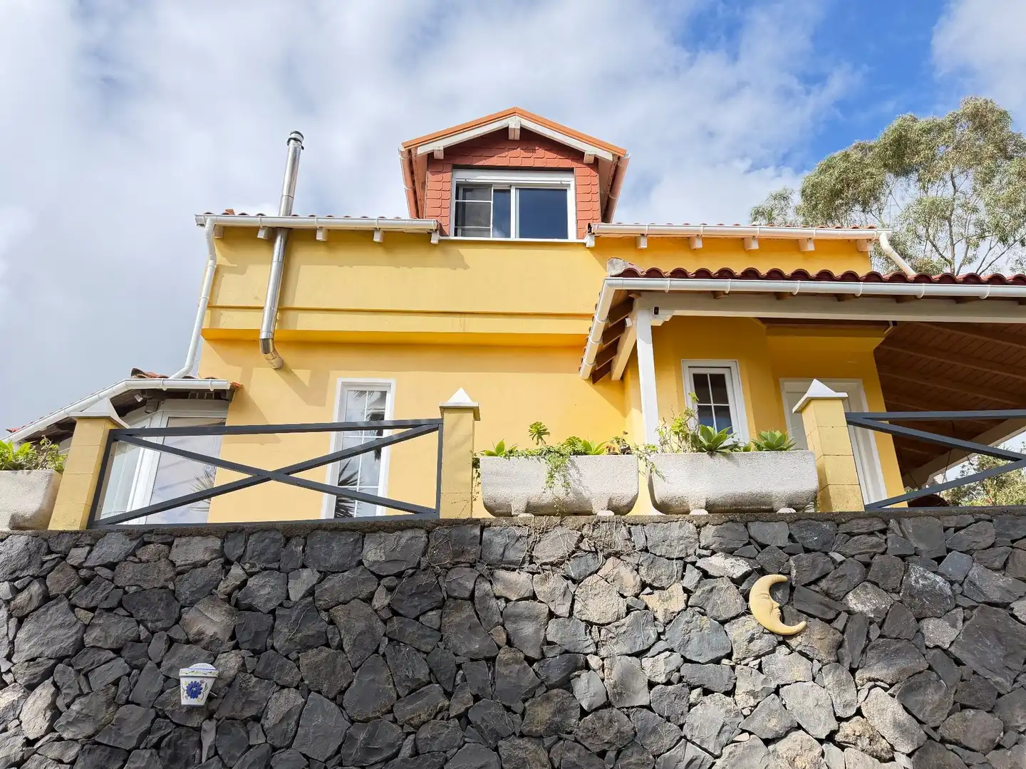 Vista exterior de Casa o xalet en venda en Icod de los Vinos amb Calefacció i Moblat