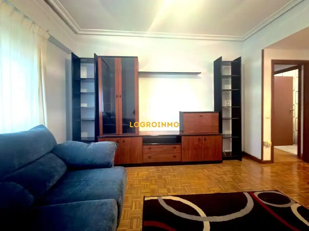 Living room of Flat for sale in  Logroño  with Heating and Furnished