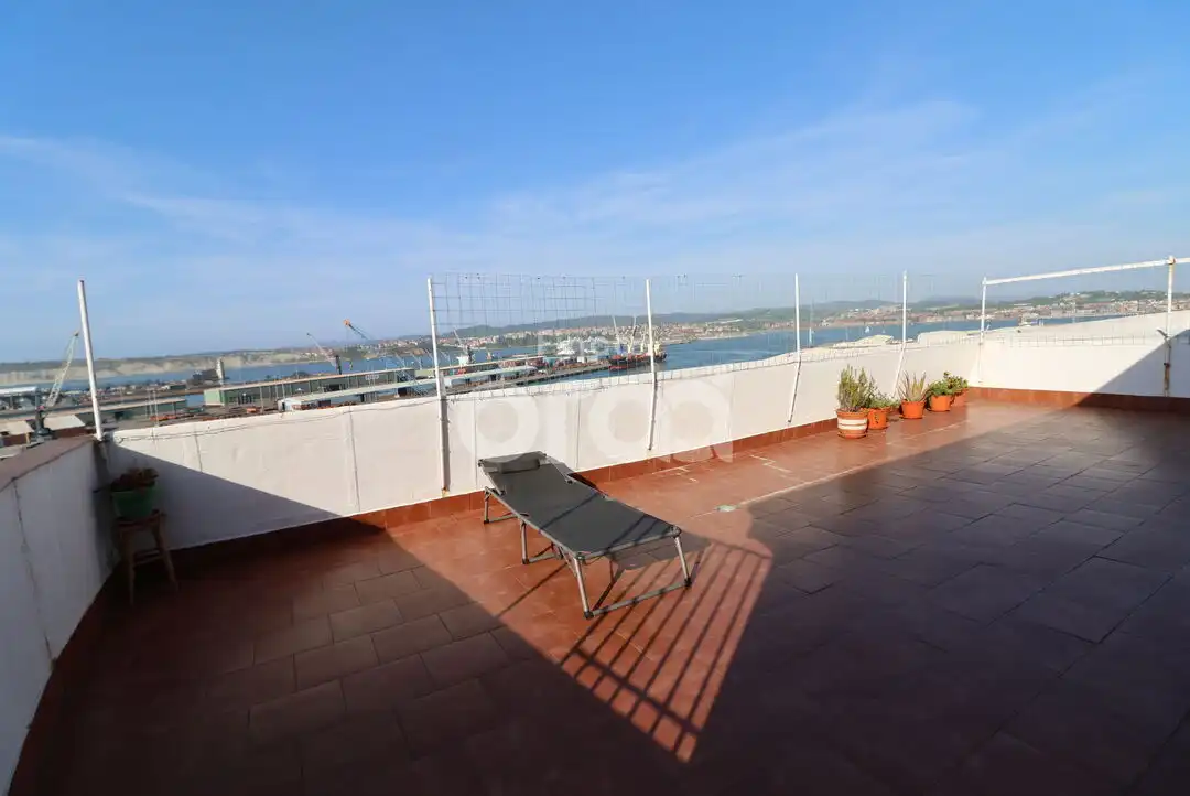 Terraza de Dúplex en venta en Santurtzi  con Calefacción, Terraza y Amueblado