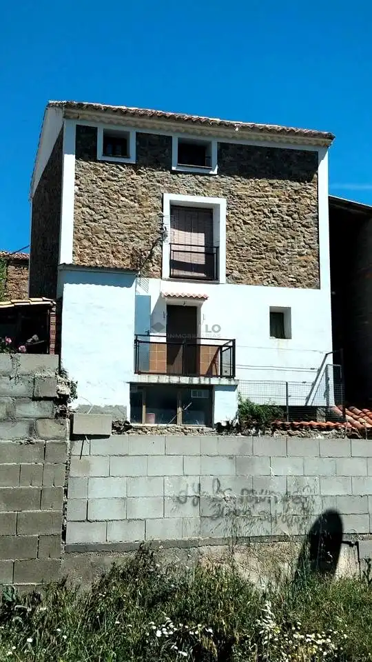 Vista exterior de Casa o chalet en venta en Utrillas con Terraza, Amueblado y Balcón