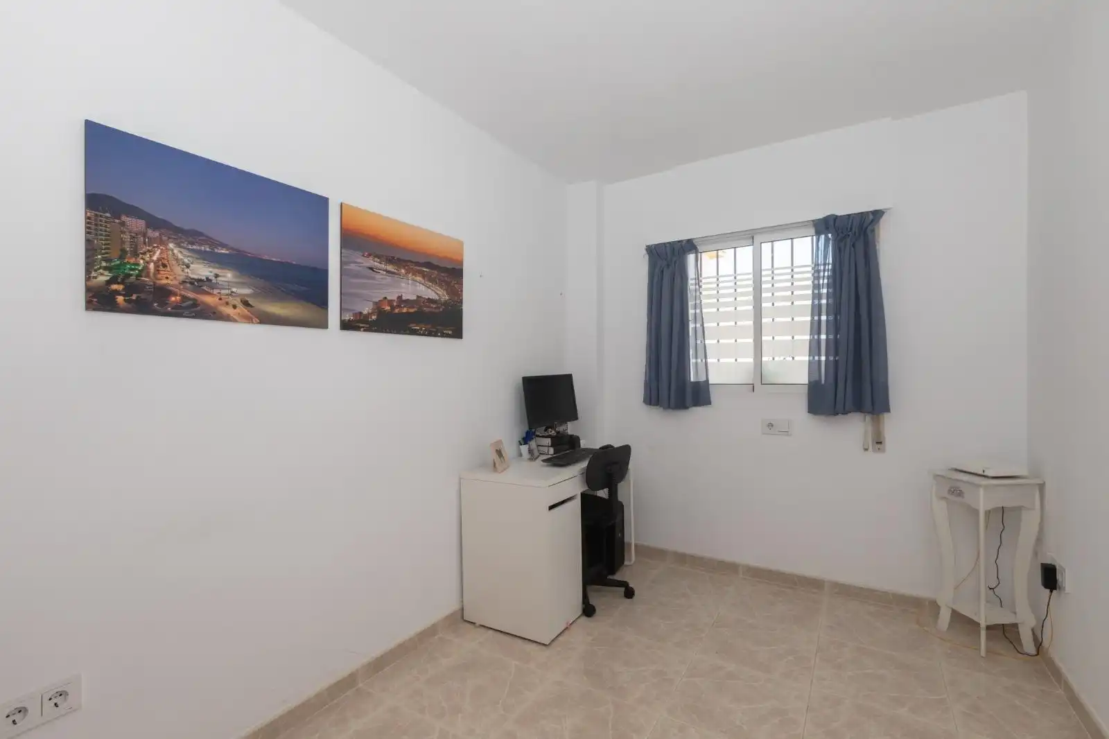 Dormitori de Apartament en venda en Los Boliches 