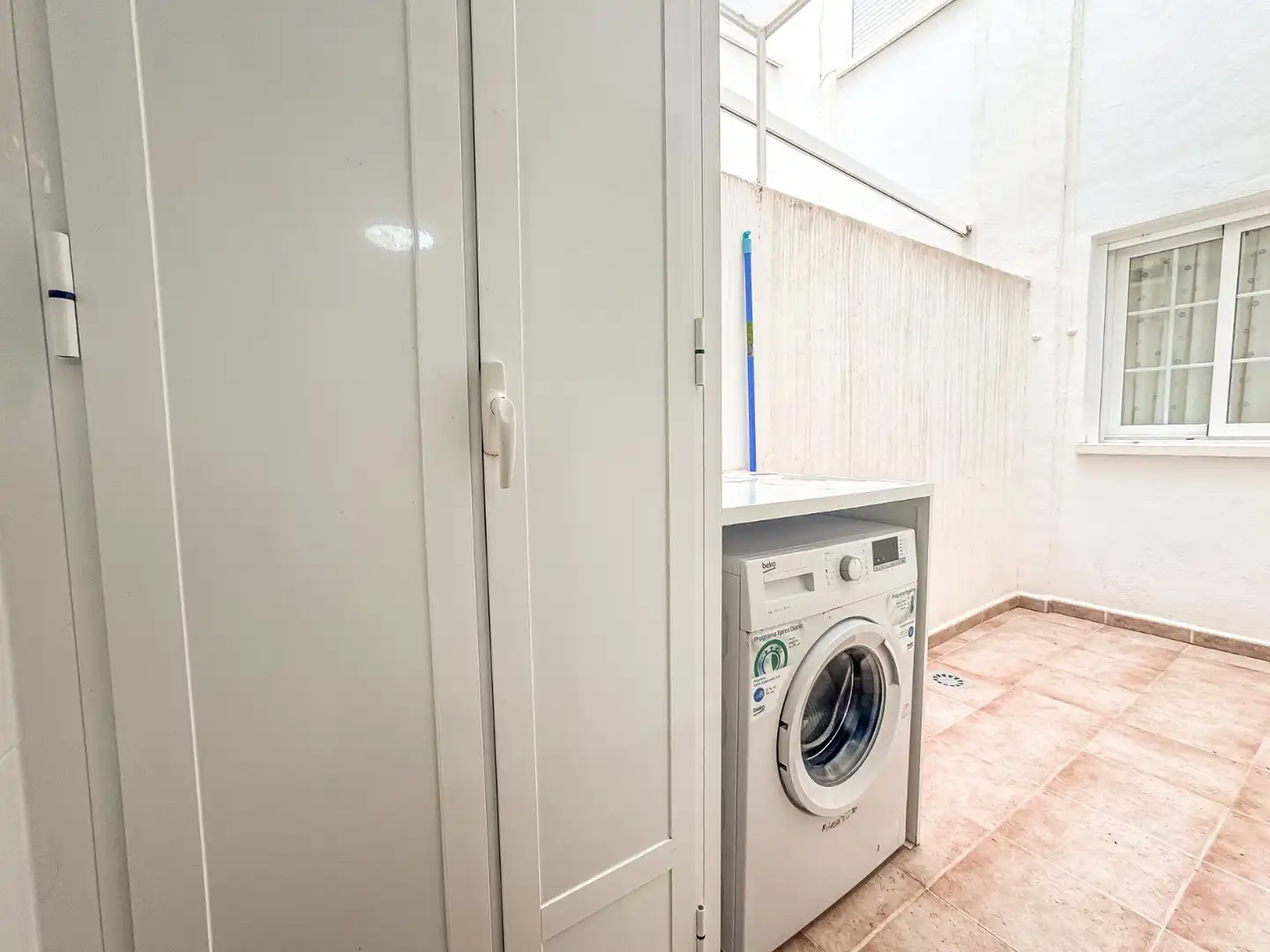 Apartamento de alquiler en Santa Pola con Terraza, Piscina y Amueblado