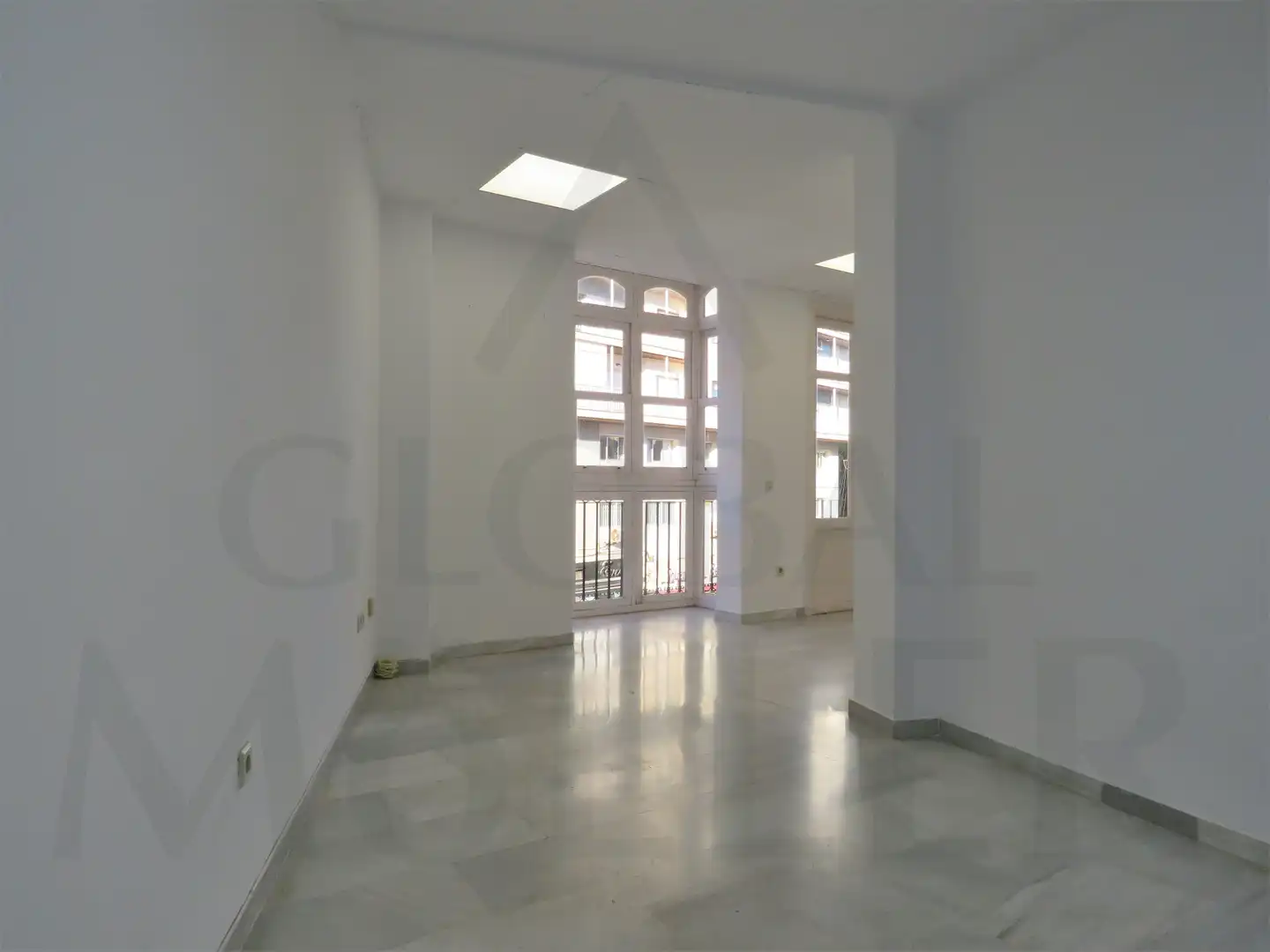 Oficina de alquiler en Calle Salitre, 24, Casco Antiguo