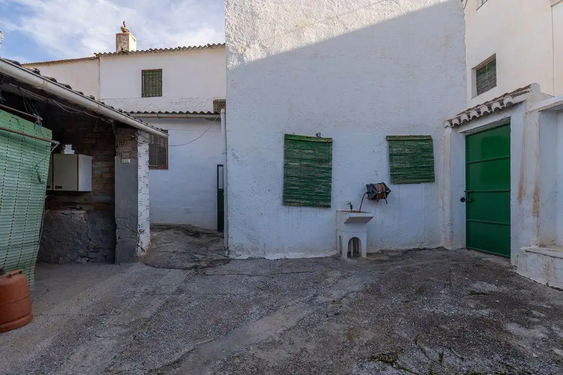 Vista exterior de Casa o xalet en venda en Cacín amb Balcó
