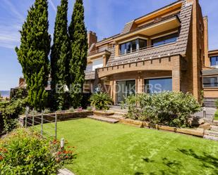 Garten von Einfamilien-Reihenhaus miete in Esplugues de Llobregat mit Klimaanlage, Terrasse und Schwimmbad
