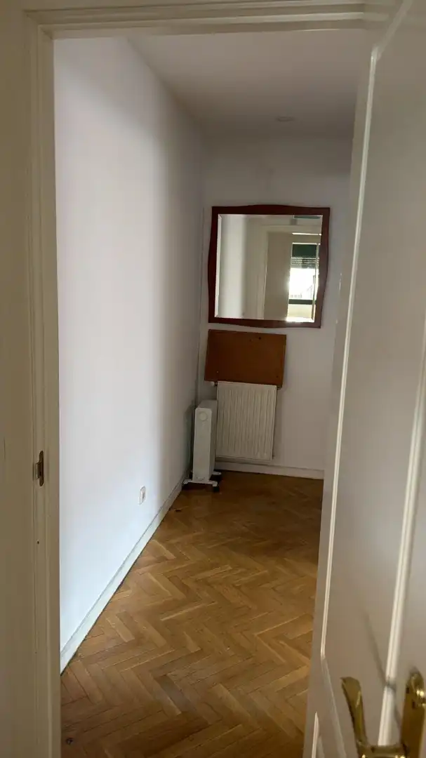 Bedroom of Flat for sale in Madrid  with Air Conditioner, Heating and Storage room