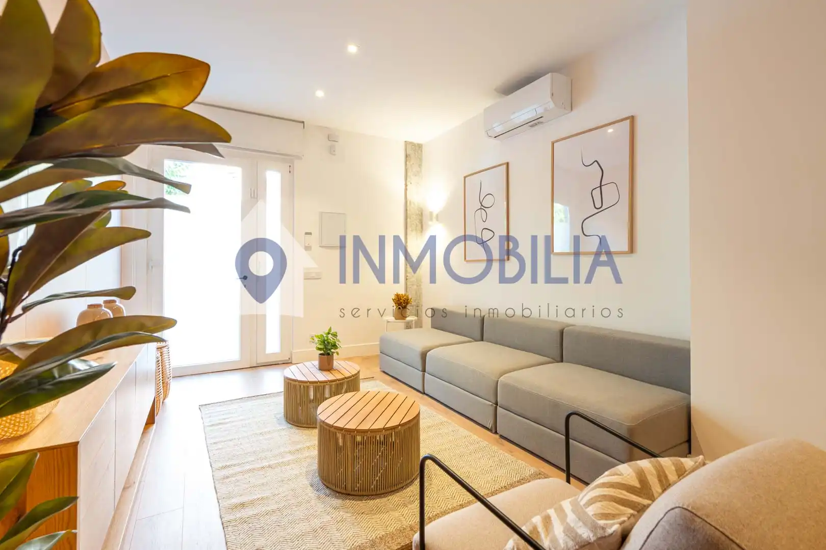Exterior view of Buildings for sale in Centro