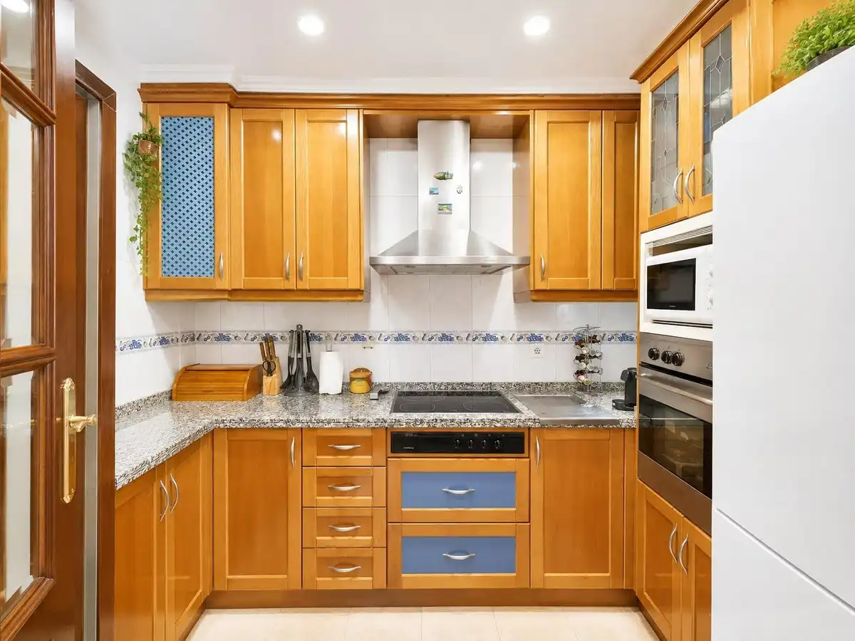 Apartamento con piscina en venta en Arroyo de la Miel, imagen 4