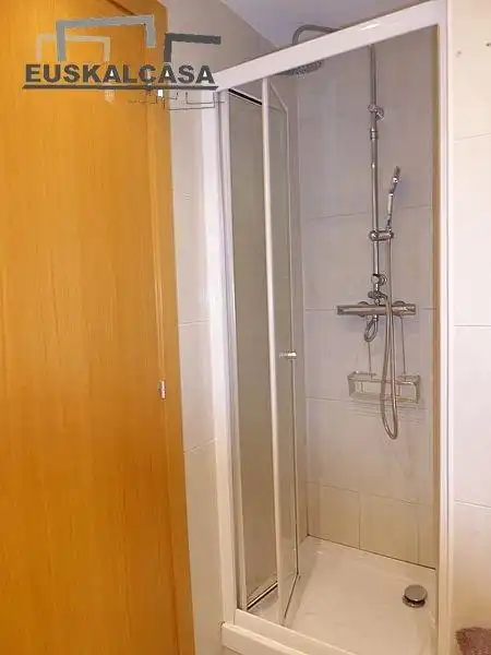 Baño de Piso en venta en Errekalde