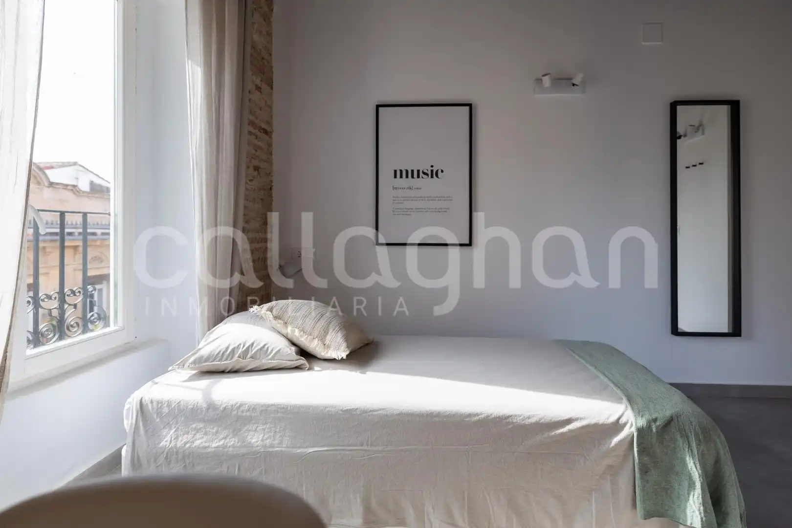 Bedroom of Buildings for sale in Valencia
