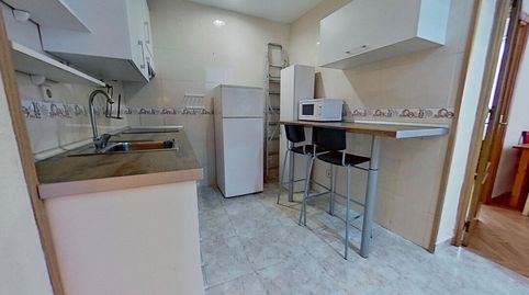Foto 4 de Piso en venta en Calle de Emilio Ortuño, Numancia, Madrid Capital