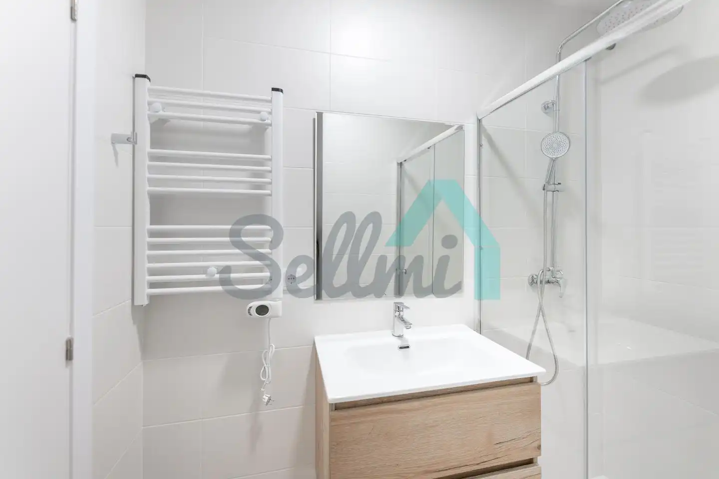Baño de Piso en venta en Gijón  con Calefacción