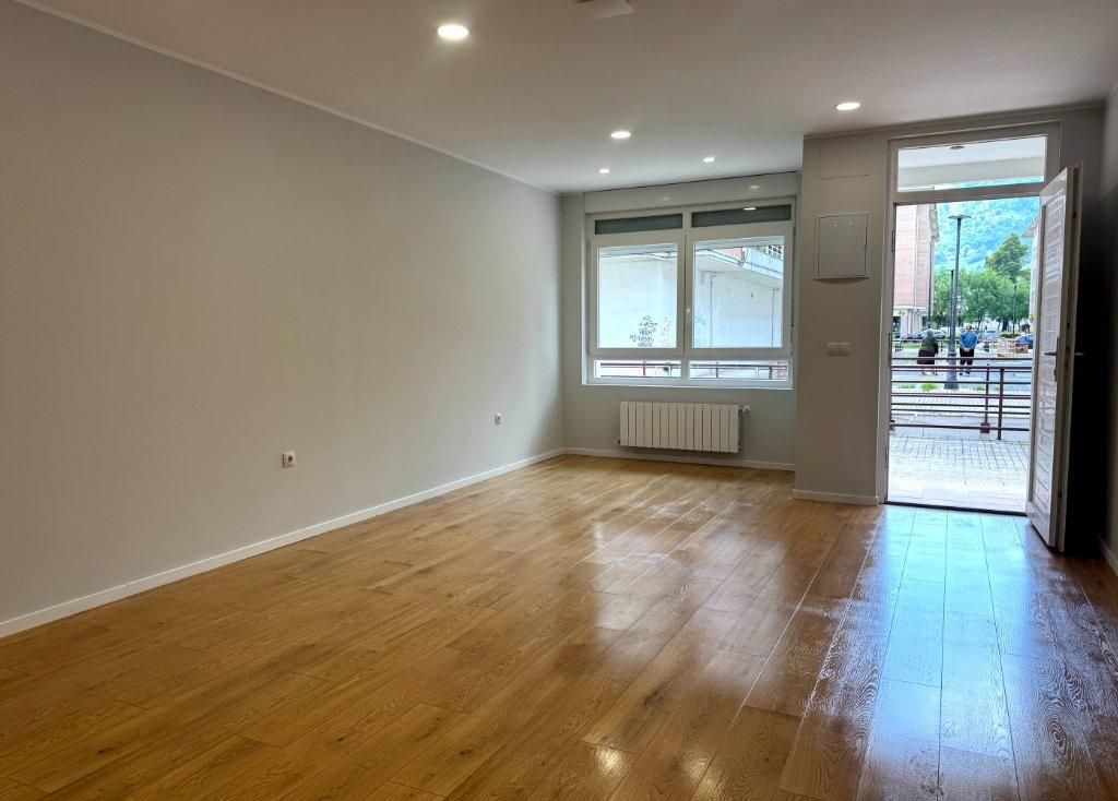 Flat for sale in Calle ARAGON, 2, Los Corrales de Buelna